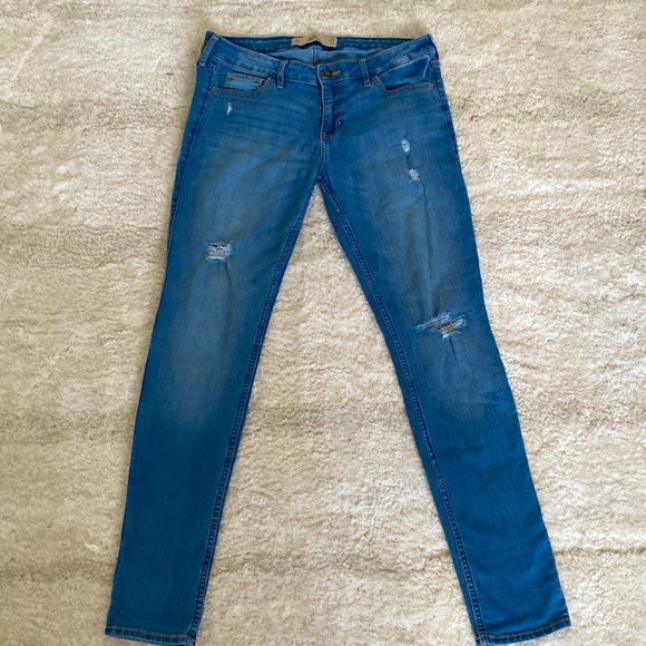 Hollister super skinny jeans, size 9R - Picture 1 of 7